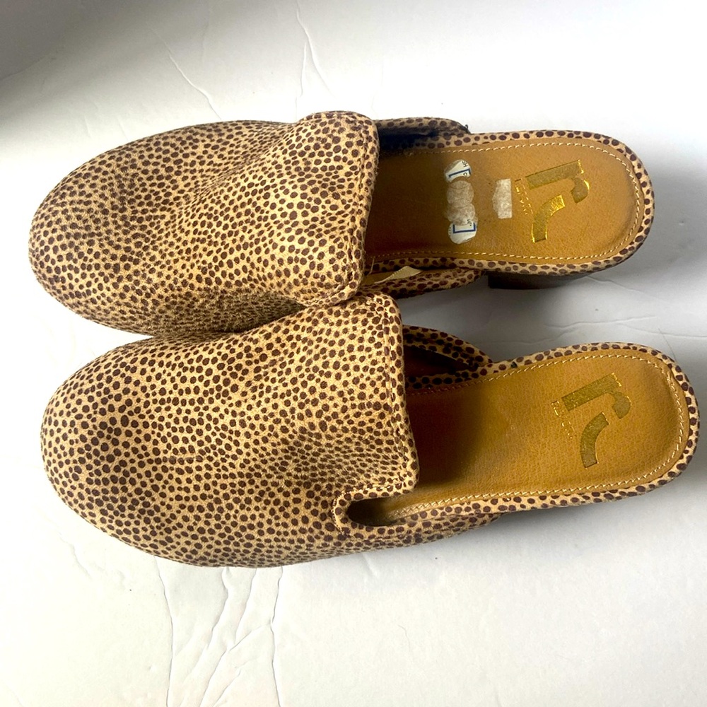 Clog styled shoes by Report - Picture 2 of 4